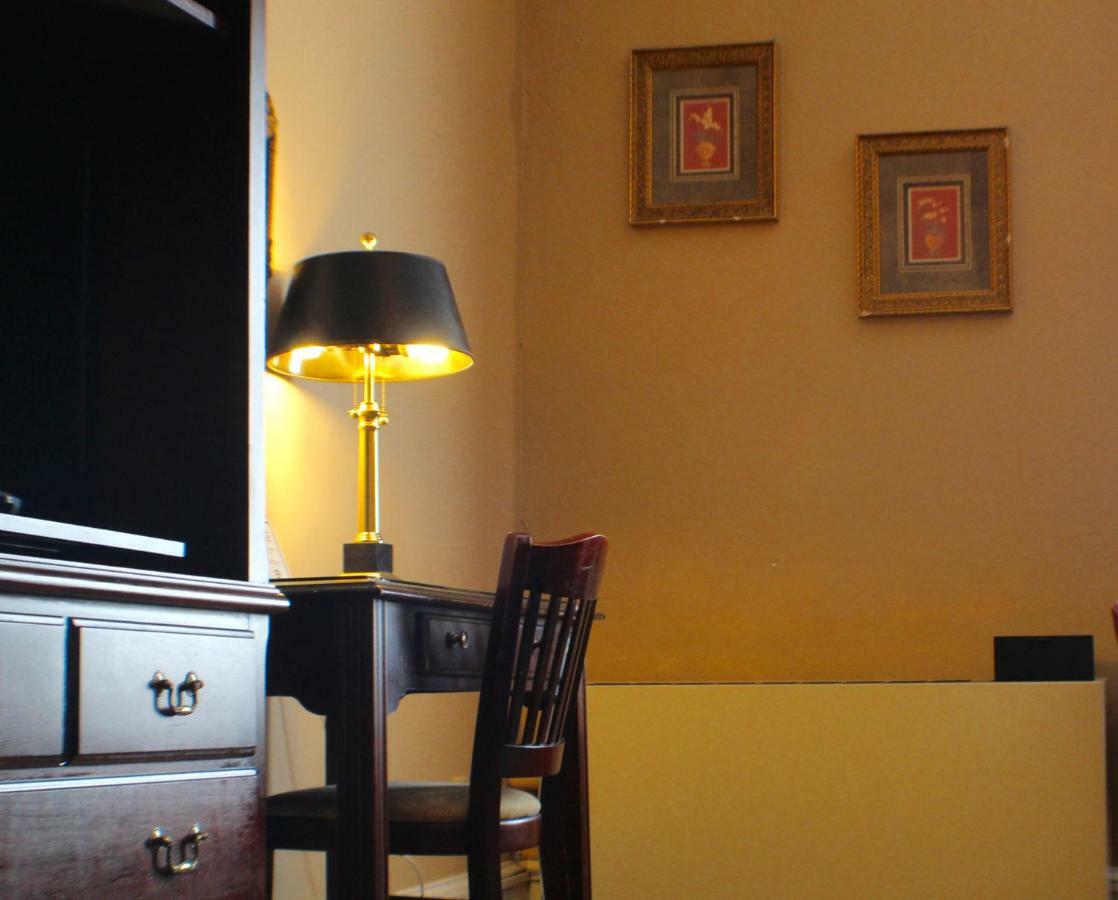 The Stockade Inn เชเนคทาดี ภายนอก รูปภาพ