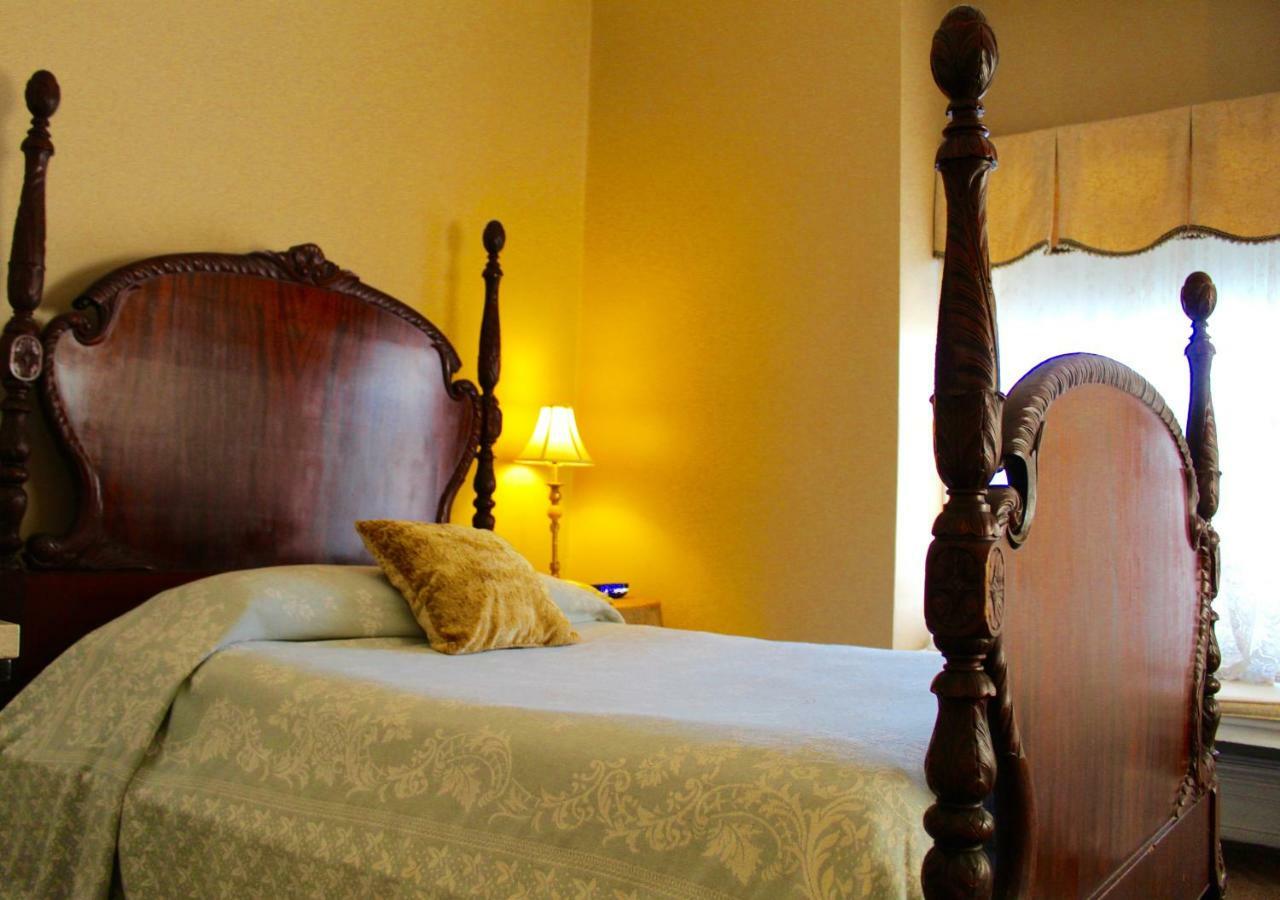 The Stockade Inn เชเนคทาดี ภายนอก รูปภาพ